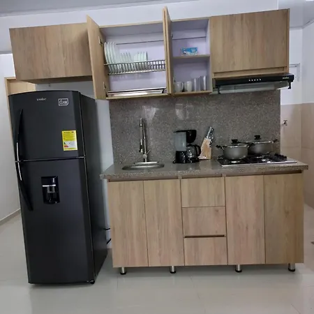 Apartamento Apartamento Con Estrategica Ubicacion En Manga: *