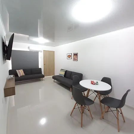 Apartamento Con Estrategica Ubicacion En Manga: * Cartagena