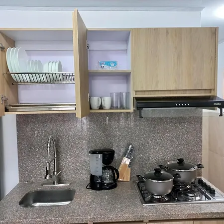 Apartamento Con Estrategica Ubicacion En Manga: *